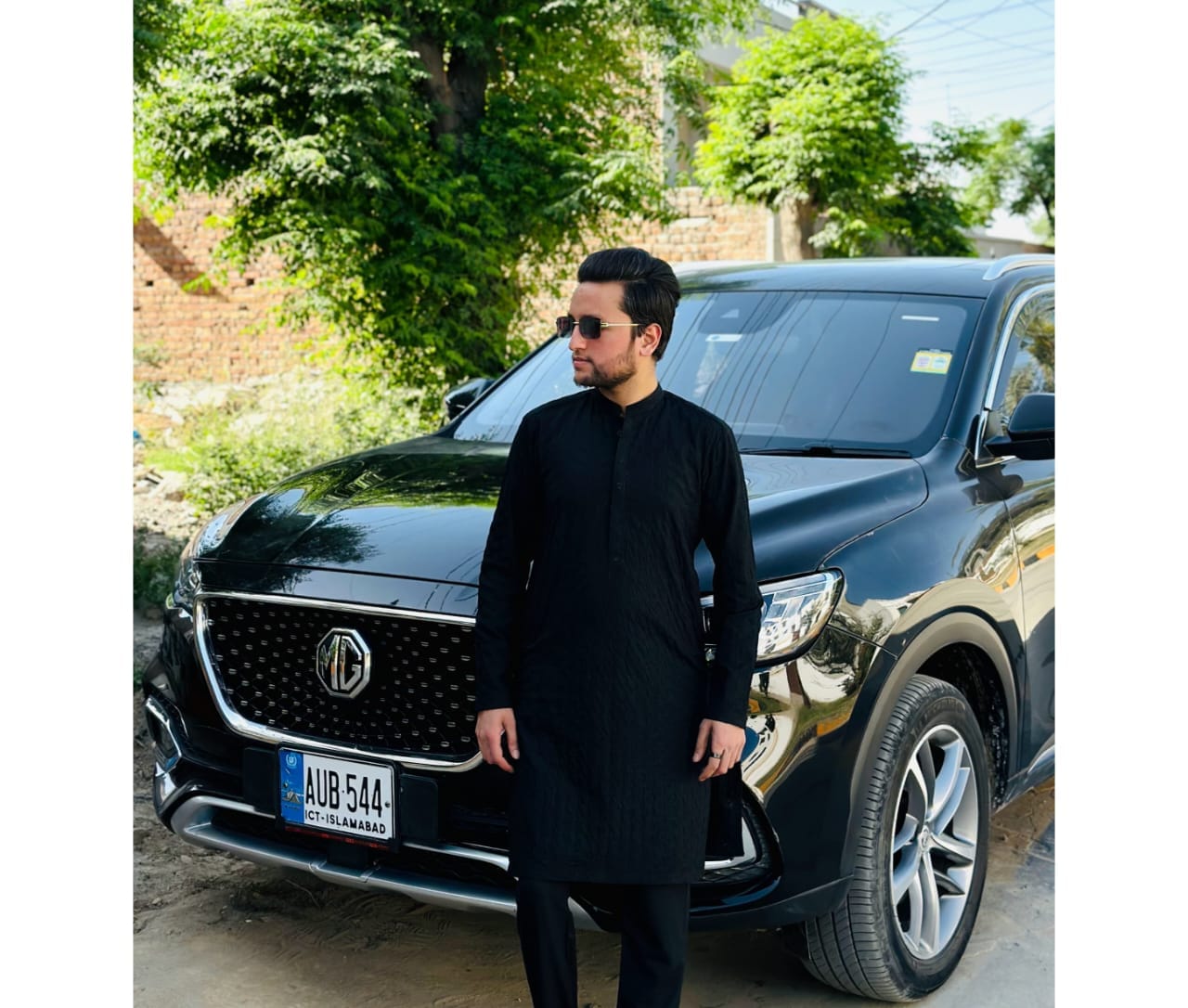 Customer photo review of 100% PURE COTTON BASE EMBROIDERY (summer Crown Plus 01) jet black
