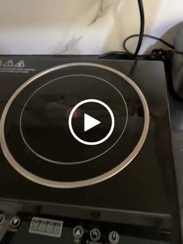 Customer video review of Geepas Double Burner Infrared Cooker