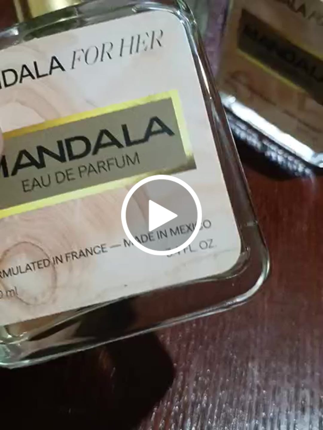 Customer video review of Essence of Bliss - Inspirado en LA VIE EST BELLE de LANCOME 100ml-