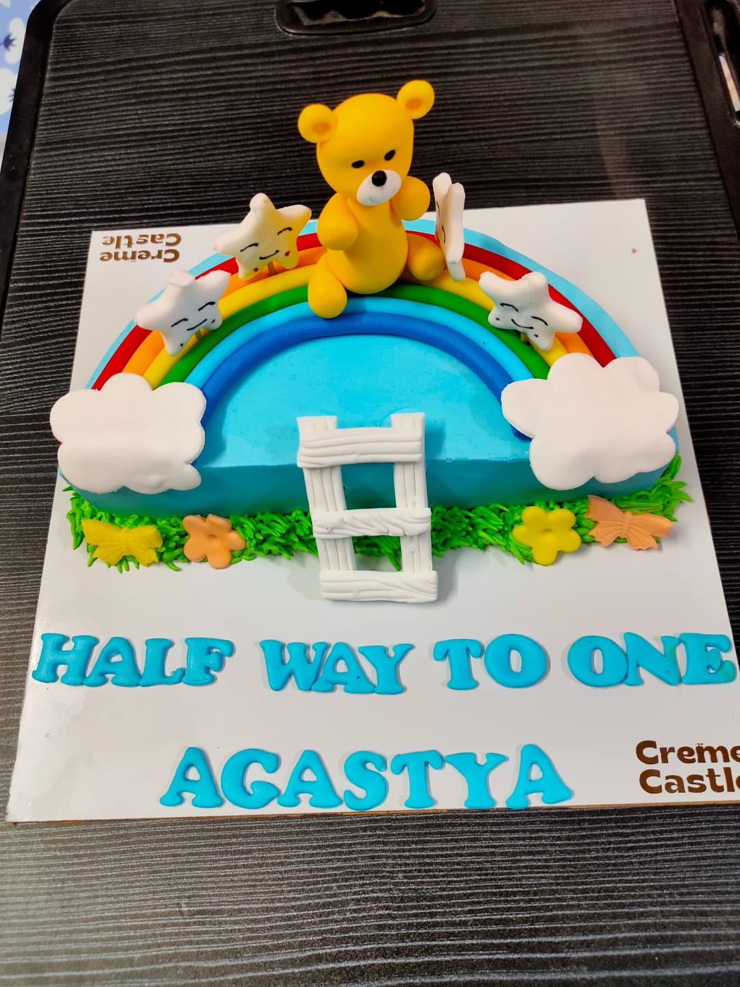 Customer photo review of Teddy Half Design Cake