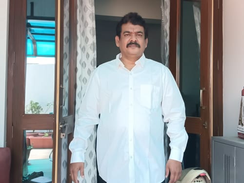 Customer photo review of Double Delight White Shirts - 2 Pcs Combo Pack