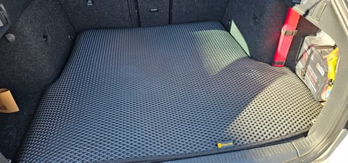 Customer photo review of Kofferraumwanne nach Maß