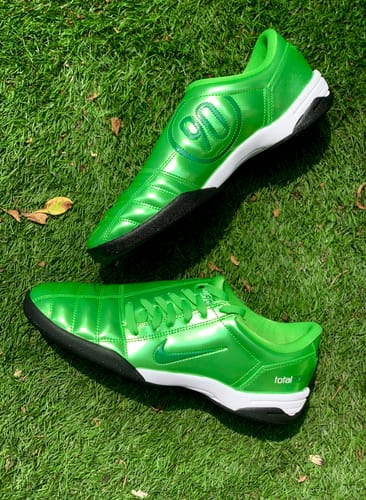 Customer photo review of Nike Total 90 Mean Green