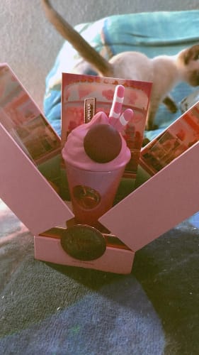 Reseña con foto de un cliente sobre Perfume Armaf Yum Yum 100 ml EDP