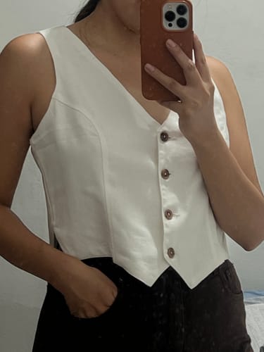 Astrid C. review of Colete Alfaiataria Calêndula Off White image 1 out of 3