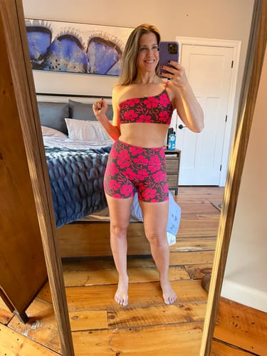 Customer photo review of One Shoulder Sports Bra - Pupukea Pink