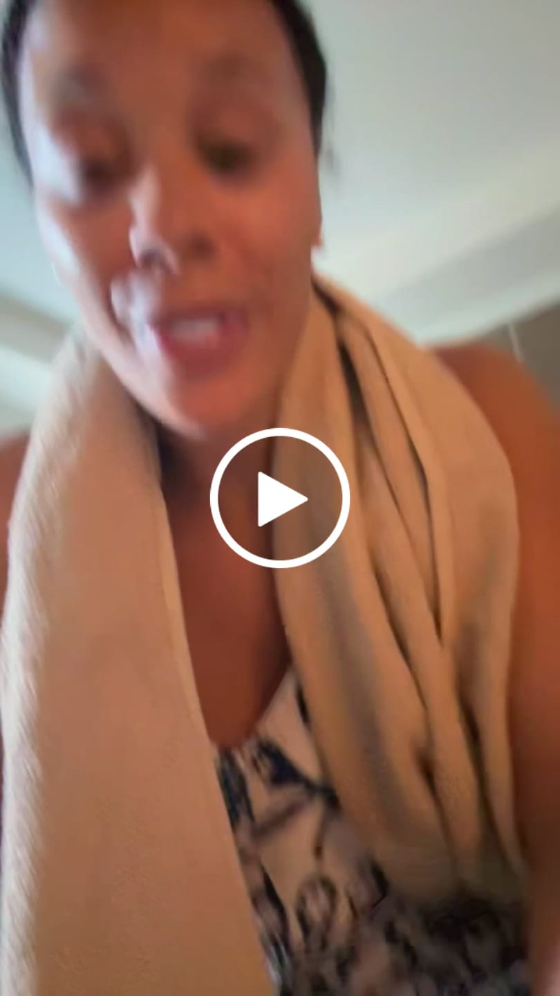 Customer video review of Lamborghini Rosè "The Legend" with Gift Set & Wine Glasses