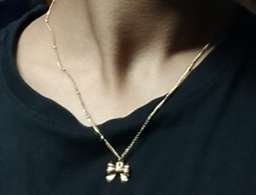 Customer photo review of Ribbon Pendant Necklace