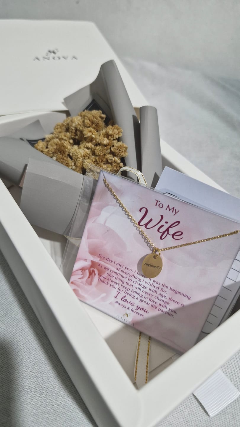 Customer photo review of To My Wife Oval Name Necklace
