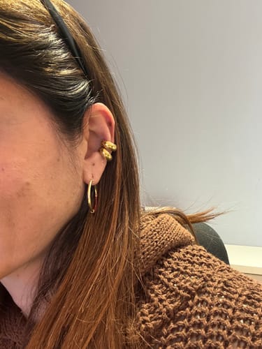 Customer photo review of Earcuff "Sguardo Sfuggente"