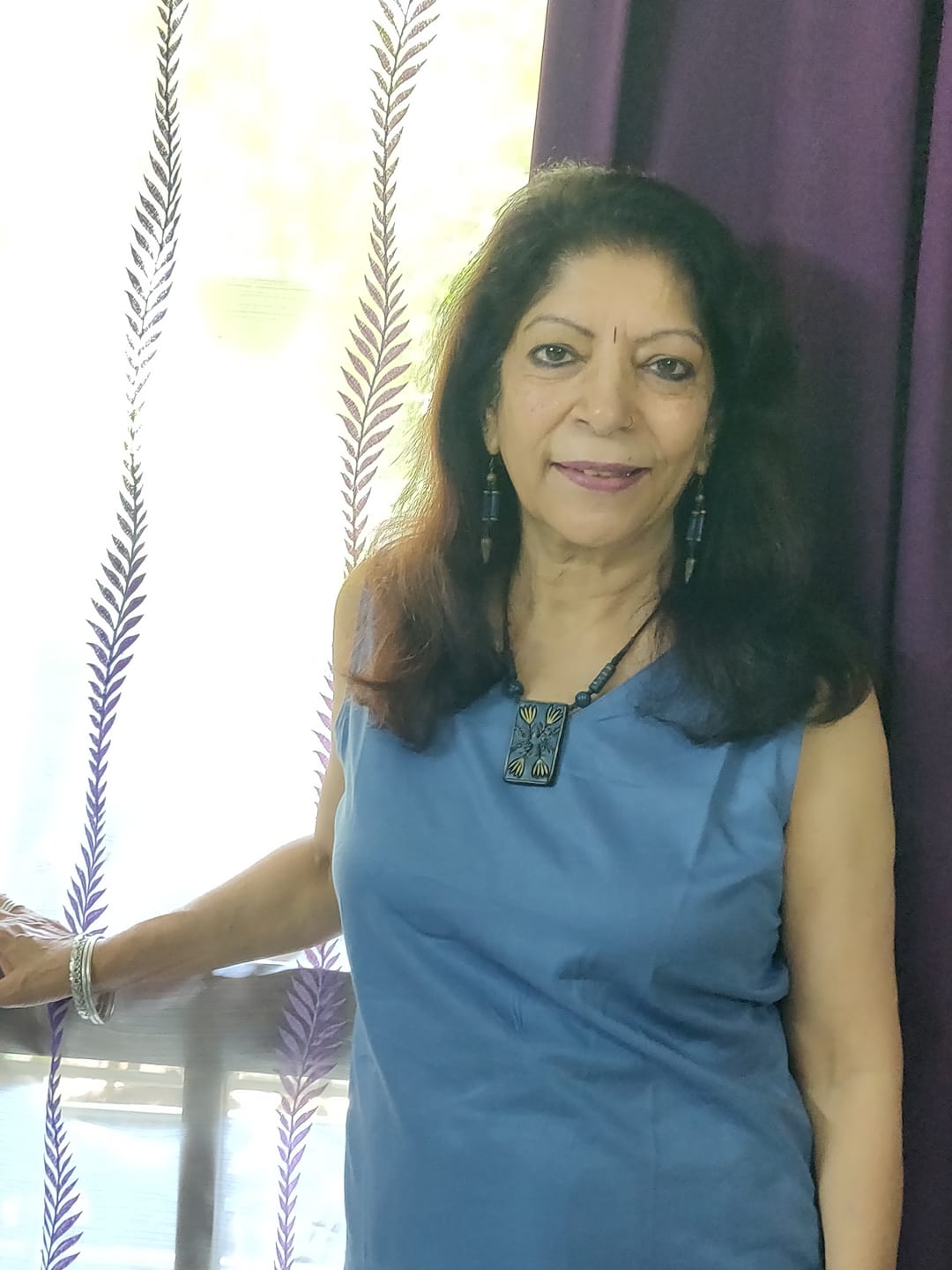 Customer photo review of English Blue V-Neck Sleeveless Top