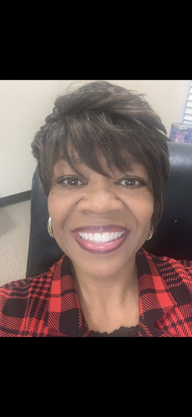 Customer photo review of Bobbi Boss Wig M132 Tami