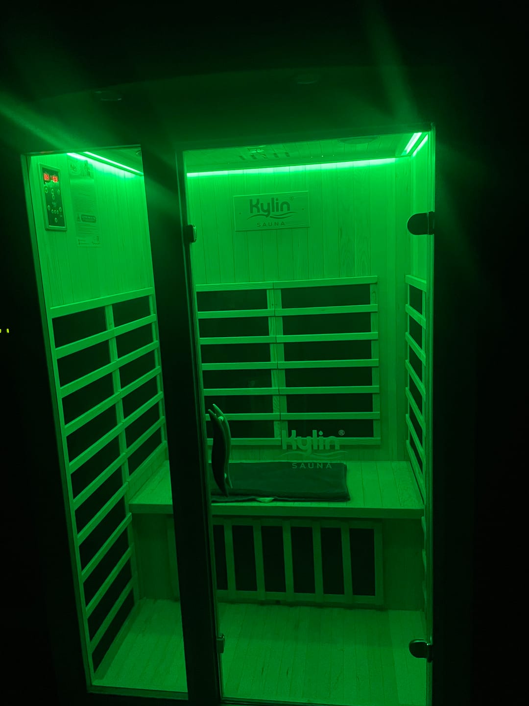 Customer photo review of Kylin Low EMF Carbon Infrared Sauna Room 2 Person QD-D2