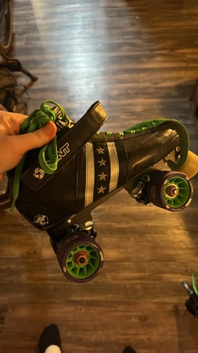 Customer photo review of Quadstar Carbon Roller Derby Skates Package