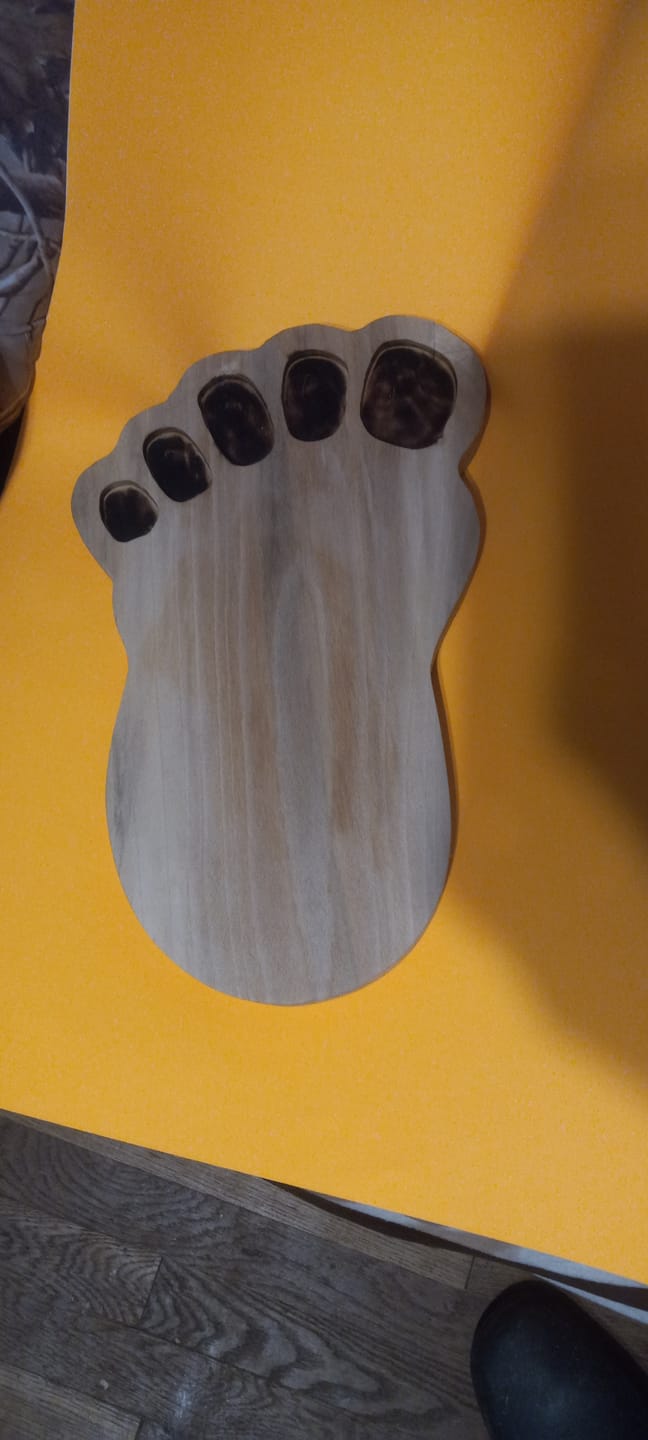 Customer photo review of 16x9.75" Bigfoot / Yeti / Sasquatch Footprint Acrylic Router Template