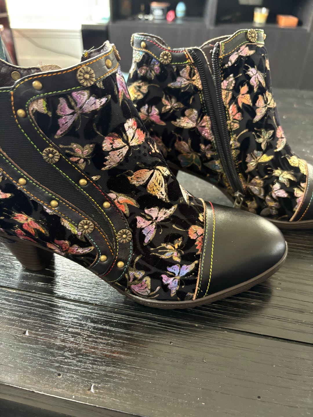 Customer photo review of Vintage Butterfly Elegance Leather Ankle Shoes