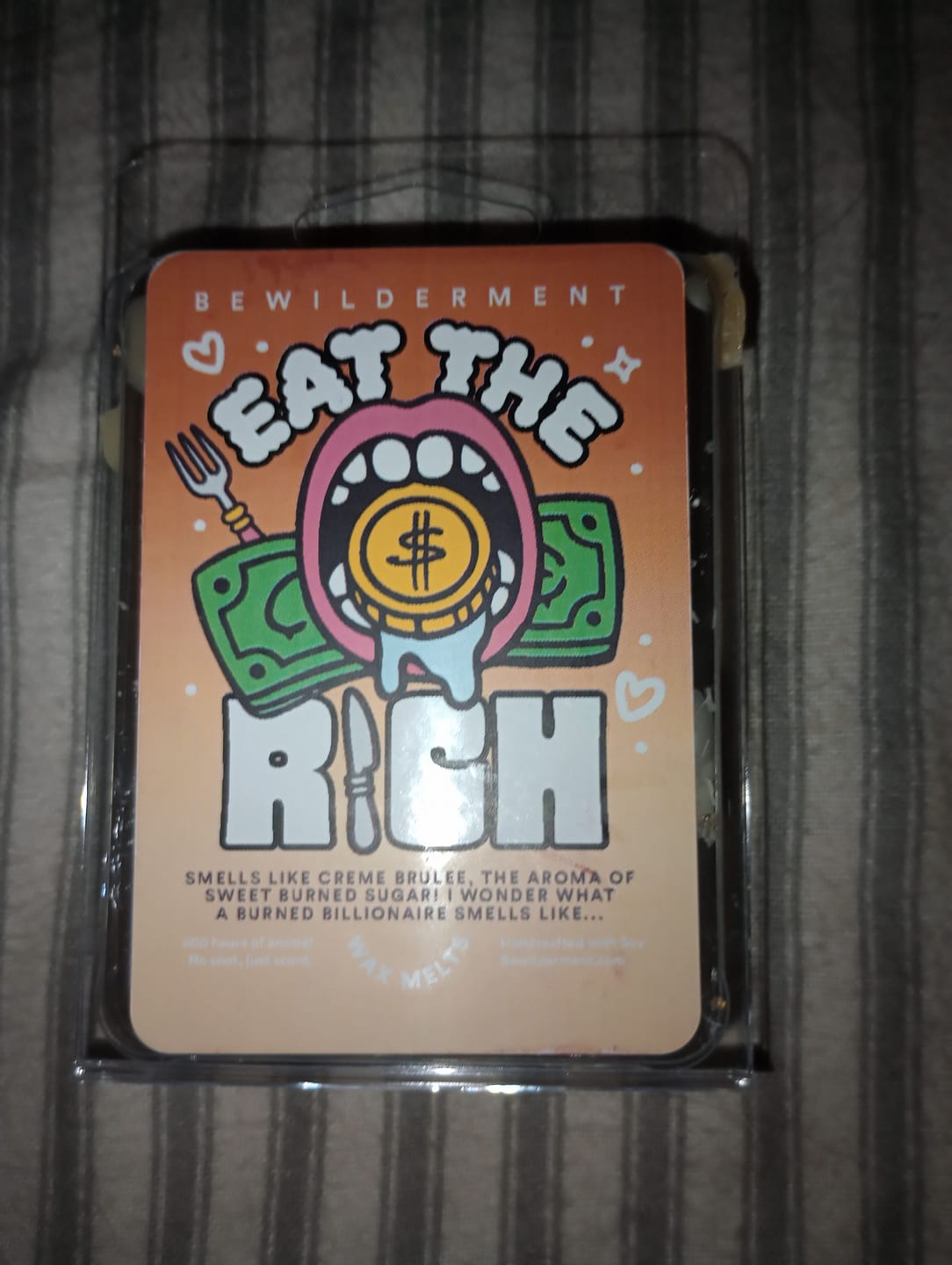 Customer photo review of Eat The Rich Wax Melts
