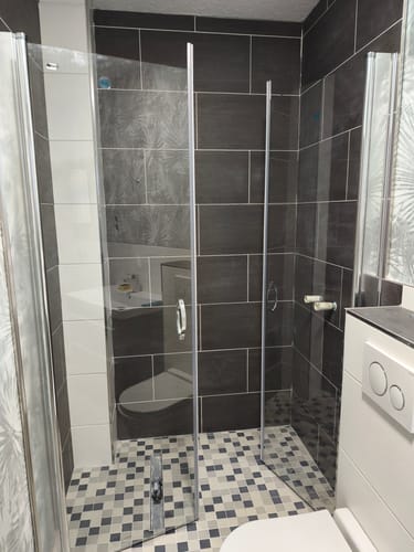 Customer photo review of Kompatibles Wandprofil | 7,2 cm Tiefe | Extra Verstellbereich +3 cm