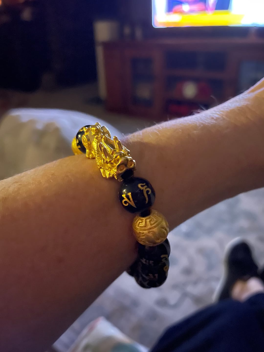 Customer photo review of Buddha Stones FengShui PiXiu Obsidian Wealth Bracelet