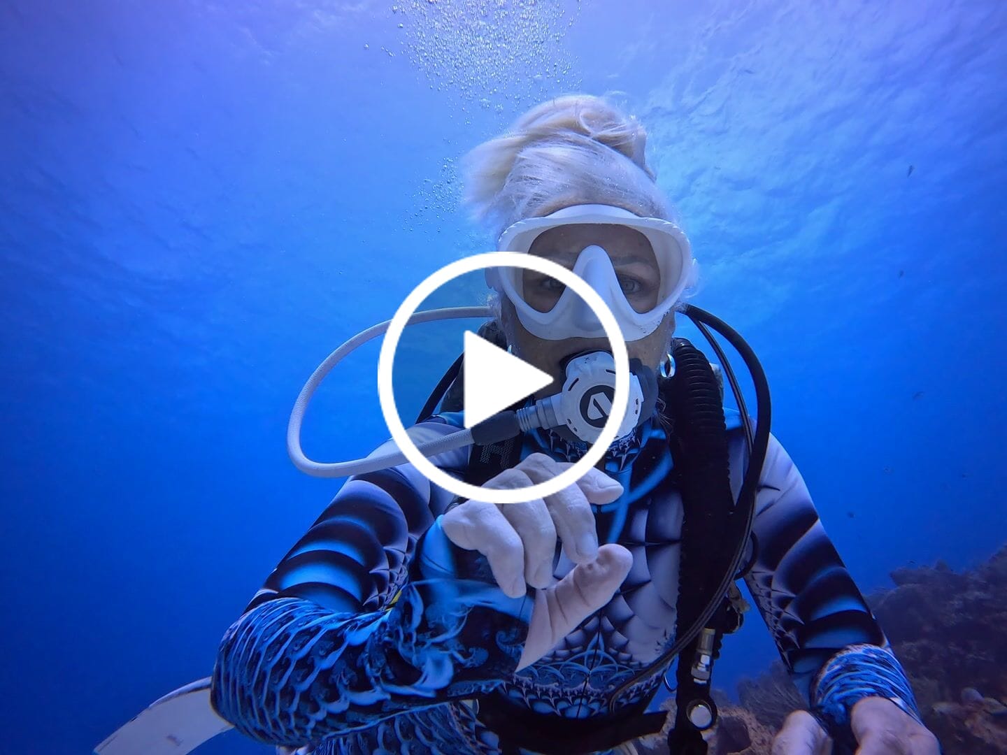 Customer video review of Ocean Love Costume