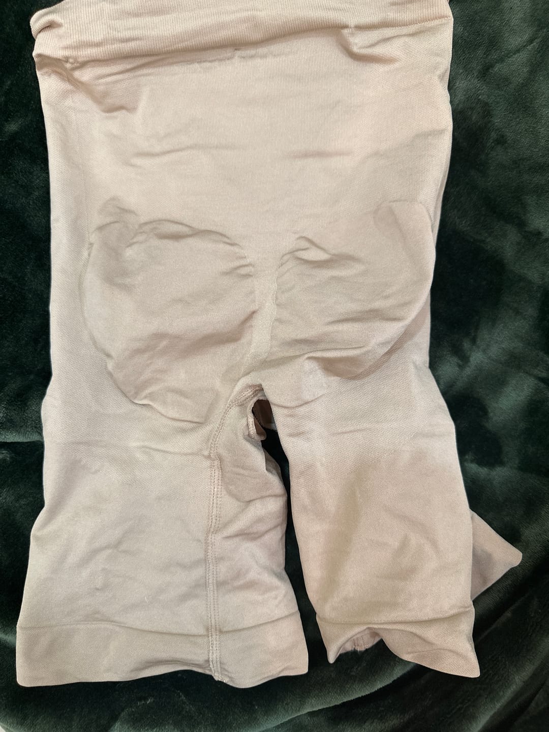 Customer photo review of Slim Compression Waist Sculpting Invisible Bermuda