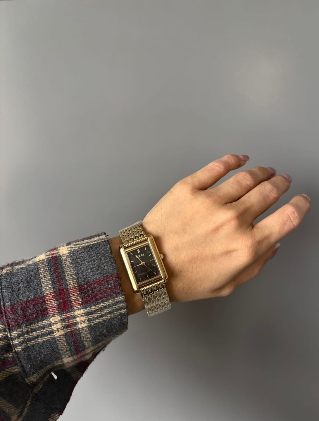 Customer photo review of Olivia Gold Black