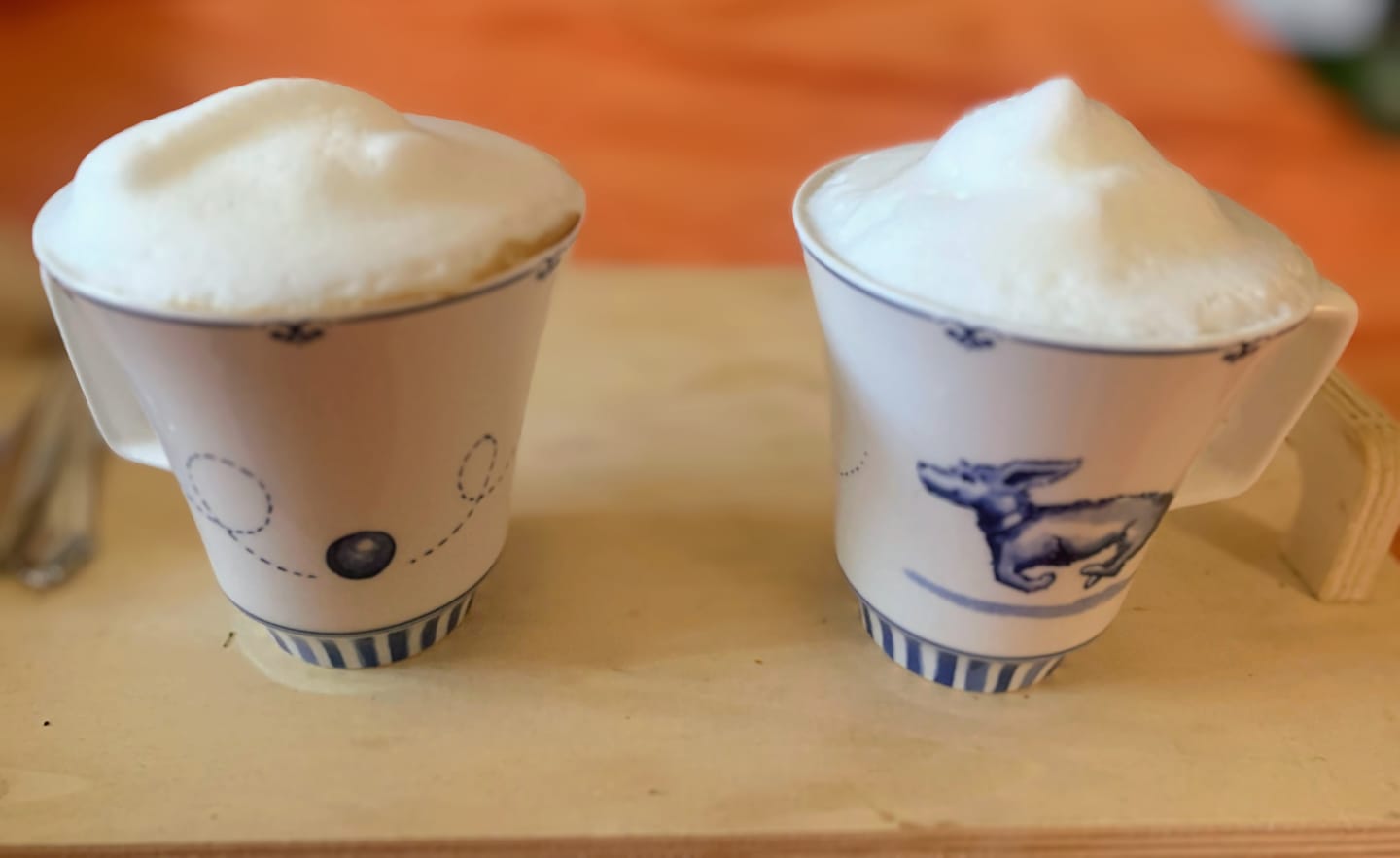 Customer photo review of Heinen Delfts Blauw - Kaffeetasse Dackel Nhaan