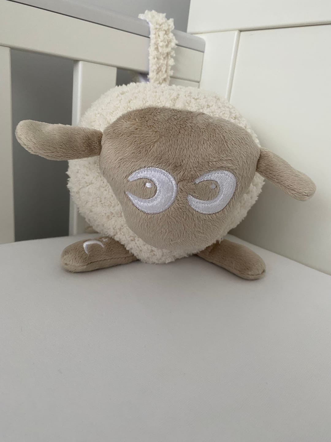Customer photo review of ewan Deluxe | baby shushing sleep sheep | beige