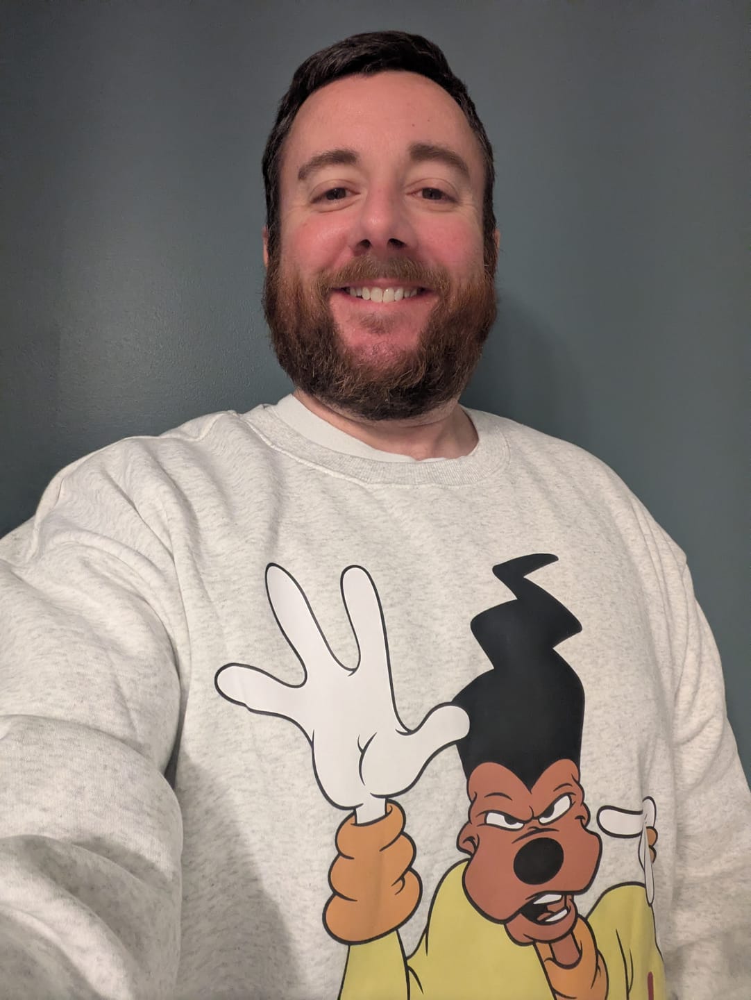 Customer photo review of Disney's A Goofy Movie "Powerline" – Crewneck Sweatshirt