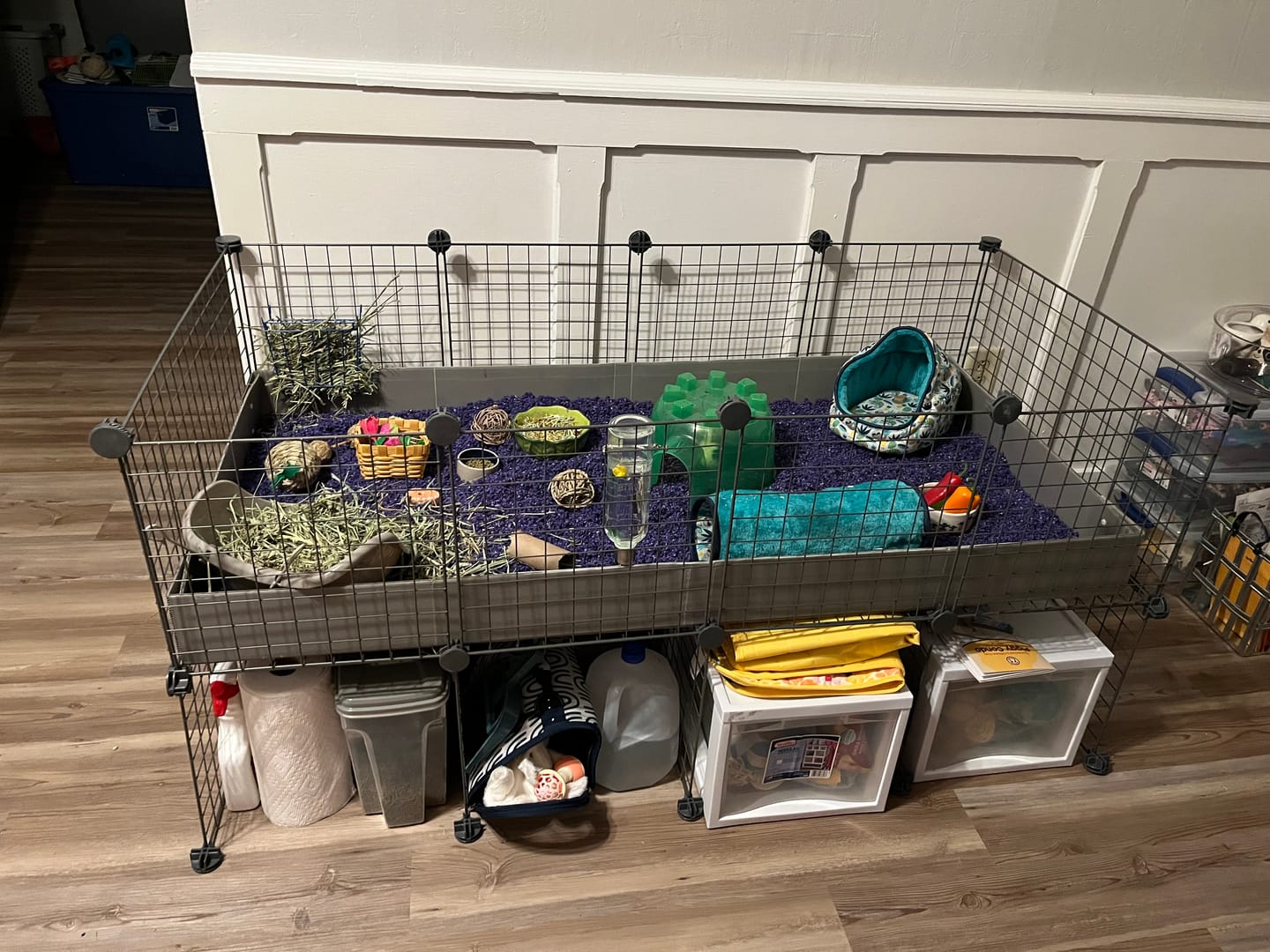 Customer photo review of Piggy Condo C&C Cage with Pillars
