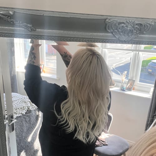 Customer photo review of 14" Wavy Clip In Hair Extensions