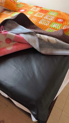 Customer photo review of Grounding & Earthing Sleeping Bed Mat