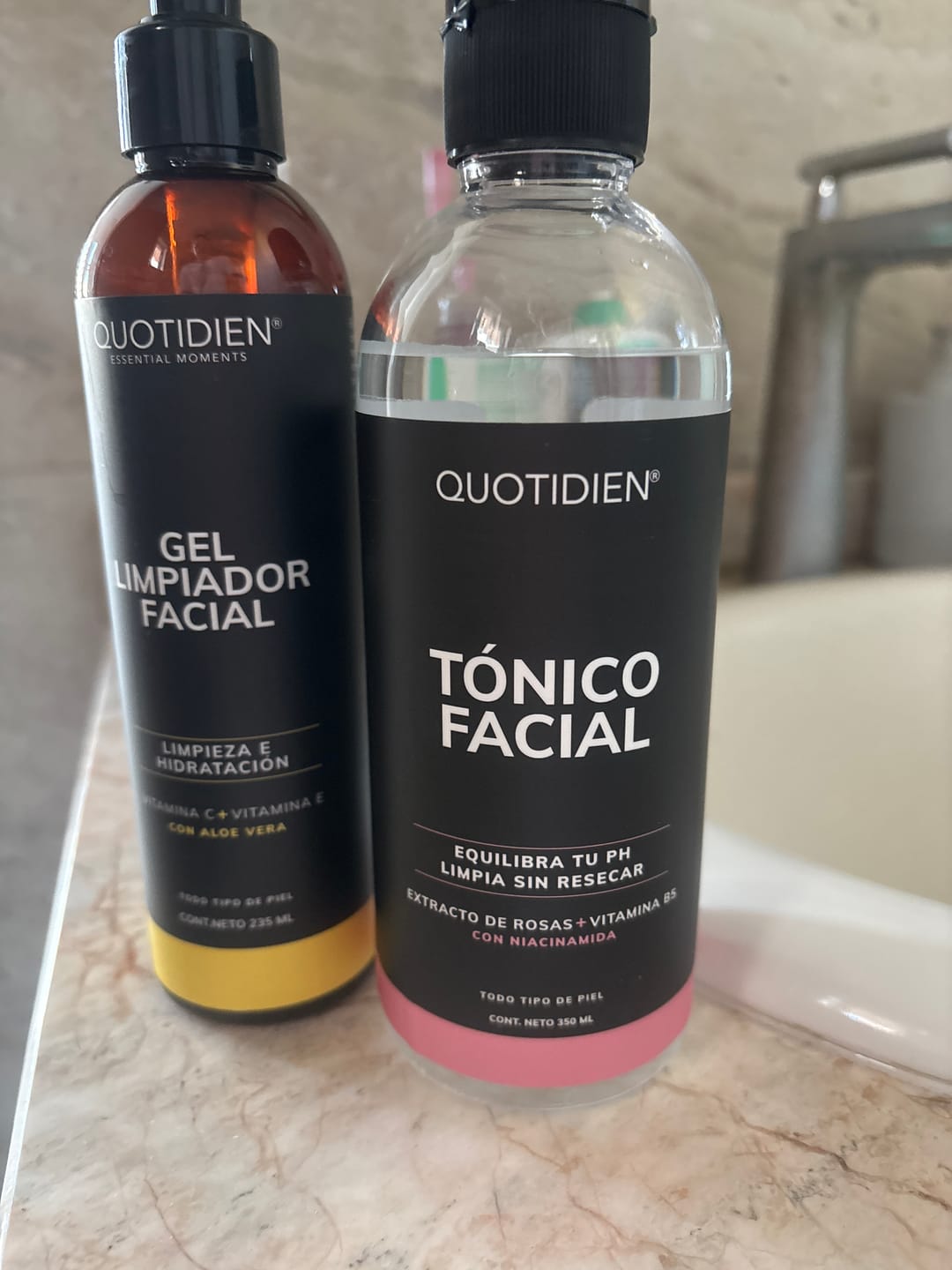 Customer photo review of Kit Los 4 Fantásticos (44% OFF) - Serum de Vitamina C 30ml + Serum de Niacinamida 30ml + Serum Ácido Glicólico 30ml + Serum de Ácido Hialurónico 30ml