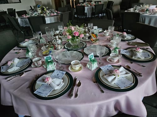 Customer photo review of Bulk Artificial Rose Silk Flowers Napkin Rings Wholesale