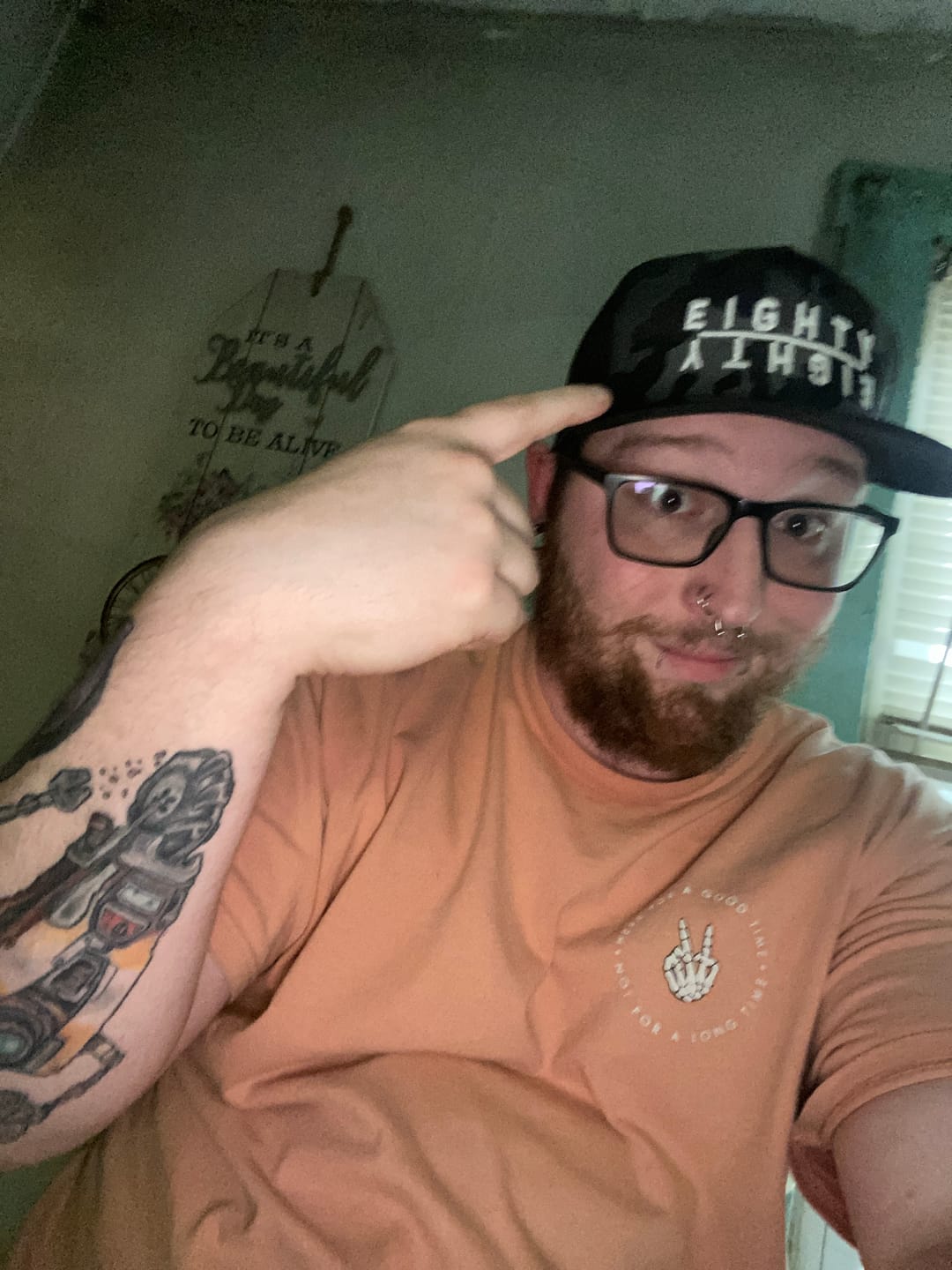 Customer photo review of 80Eighty® Mirror Hat
