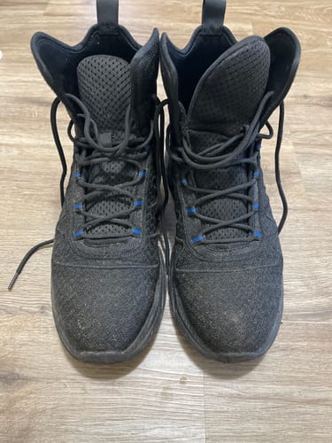 Customer photo review of Maven Men's Steel Toe High-Tops Work Shoes
