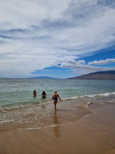 Customer photo review of 'Uplift' Plunging Bikini Top