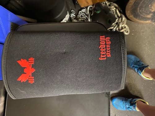 Customer photo review of Extreme knee sleeves