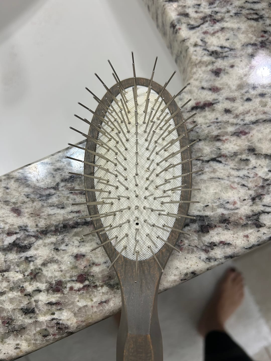 Customer photo review of DAILY WOOD HAIR BRUSH
