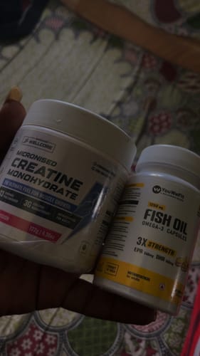 Customer photo review of Wellcore Creatine Monohydrate (Fruit Fusion, 33 Servings) + YouWeFit Omega-3 Triple Strength Fish Oil (1250mg, 30 Capsules)