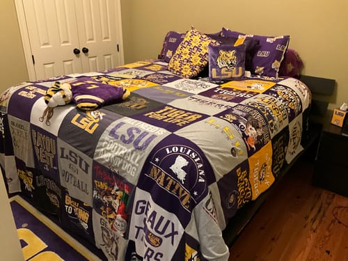 Customer photo review of Project Repat T-Shirt Quilt