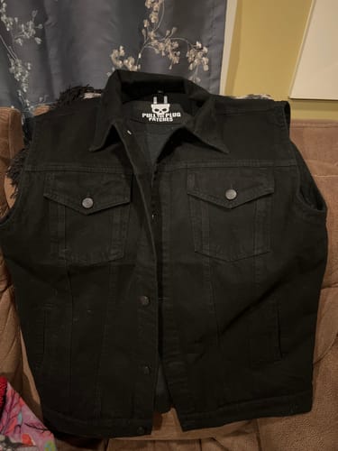 Customer photo review of The Left Hand Black - Vest