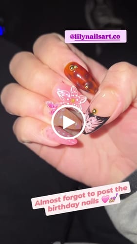Customer video review of Tiger Lily