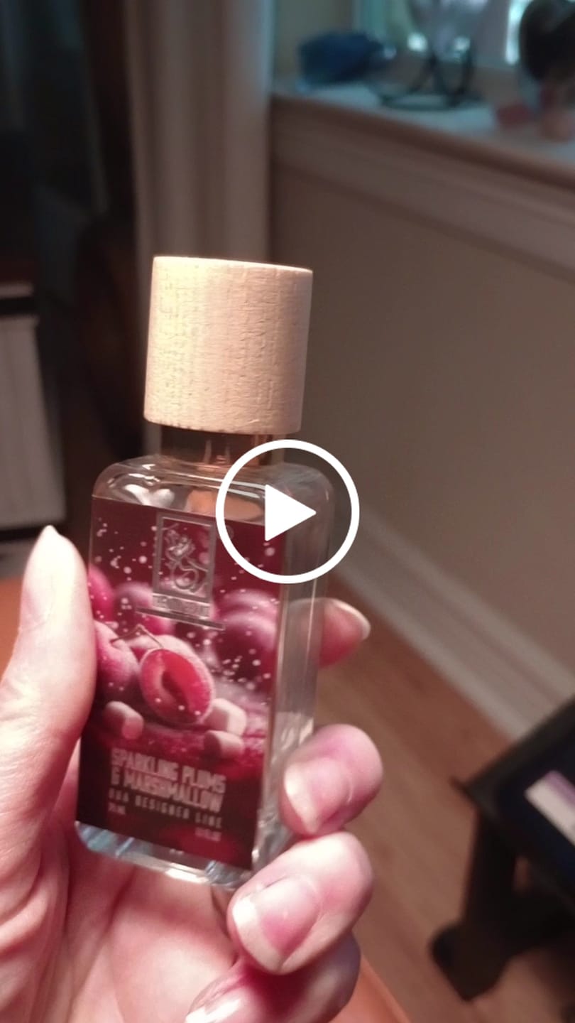 Customer video review of Sparkling Plums & Marshmallow