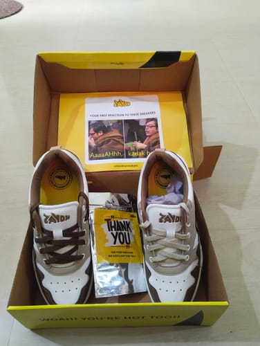 Customer photo review of SHARK Soil Brown Men's casual sneaker