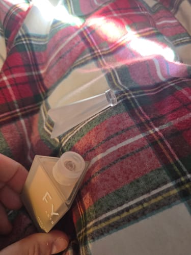 Customer photo review of FLAWLESS FINISH CONCEALER