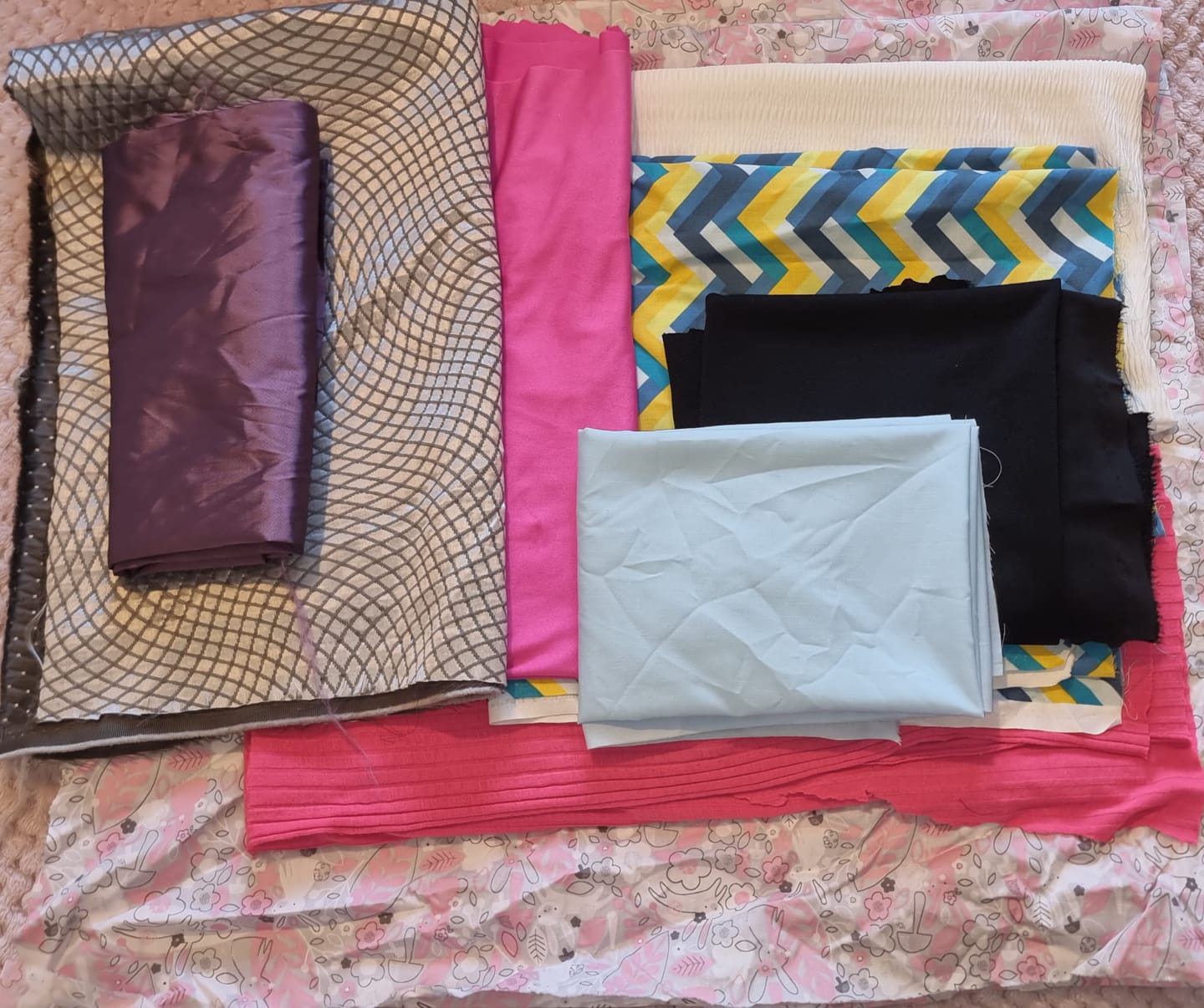 Customer photo review of 1kg Mixed Remnants Fabric Bag- Huge Variety