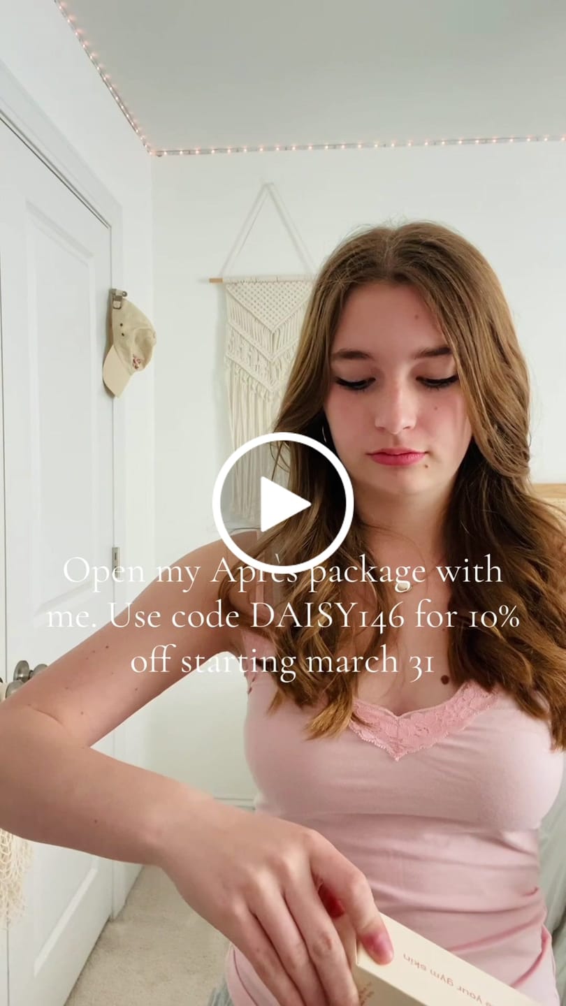 Customer video review of Balancing Serum Face + Body Mist