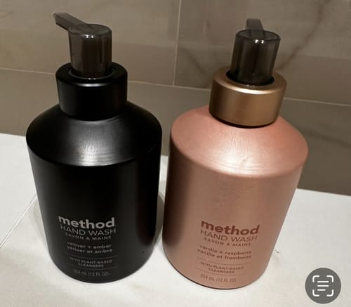undefined review of aluminium gel hand wash - vanilla + raspberry 354ml image 1 out of 1