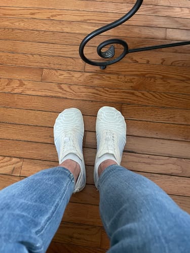 Customer photo review of Lorax Pro - Healthy & non-slip barefoot shoes (unisex)